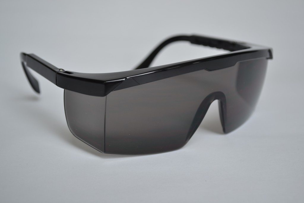 Óculos de proteção UVA/UVB fênix - Preto